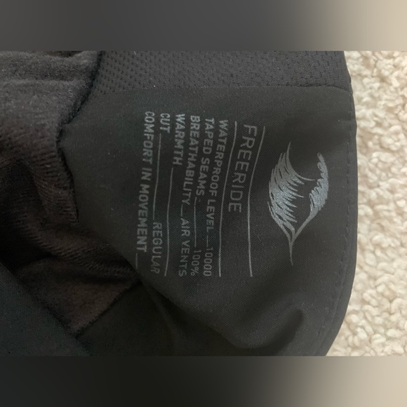 Black Ski/Snowboard pants - Picture 4 of 7